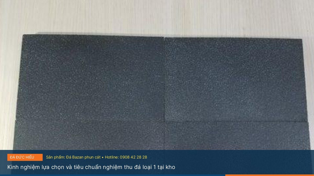Kinh nghiệm lựa chọn và tiêu chuẩn nghiệm thu đá loại 1 tại kho - Đánh giá độ nhám và khả năng thoát nước của đá Bazan phun cát trong cảnh quan biệt thự